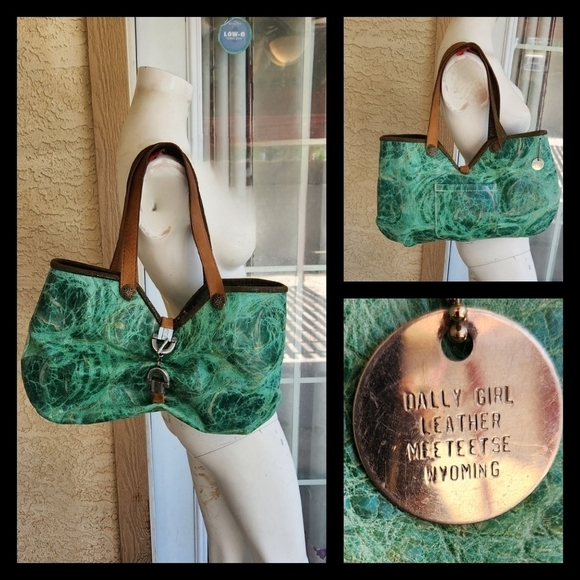 UNIQUE WESTERN DALLY GIRL HOBO BAG - Picture 1 of 8